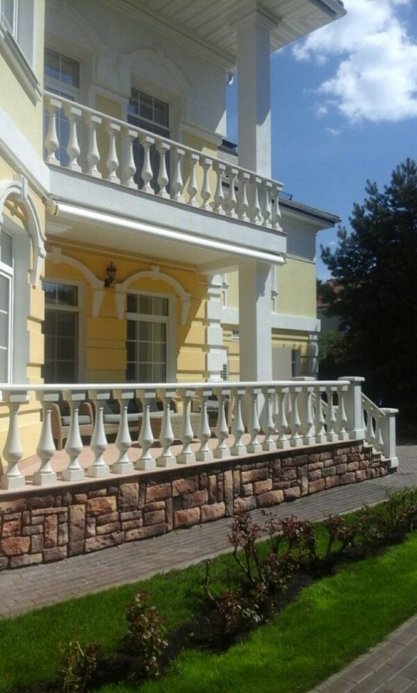 Alternative view of Классическая балясина из бетона (70 см)