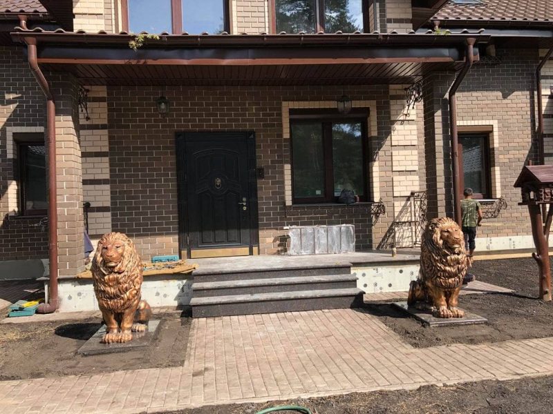 Императорские львы для усадьбы