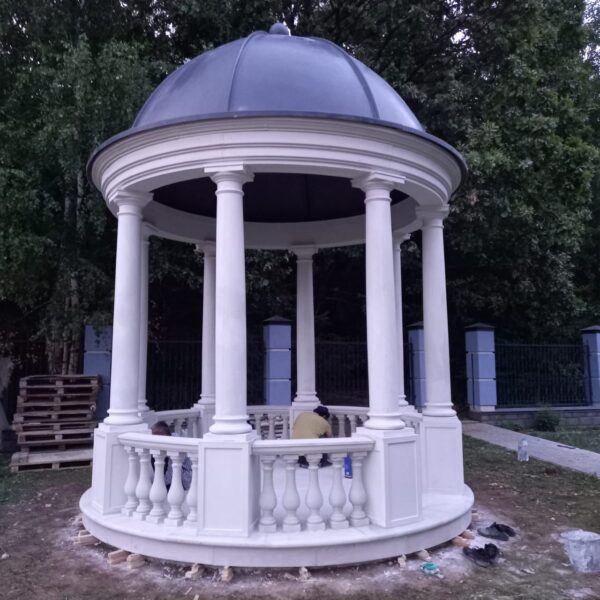 rotonda pireos