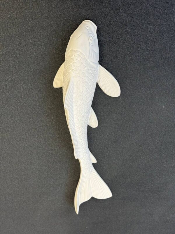 skulptura rybki dlya fontana. belyj 5