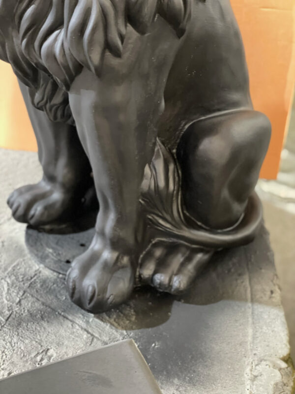 Королевский лев