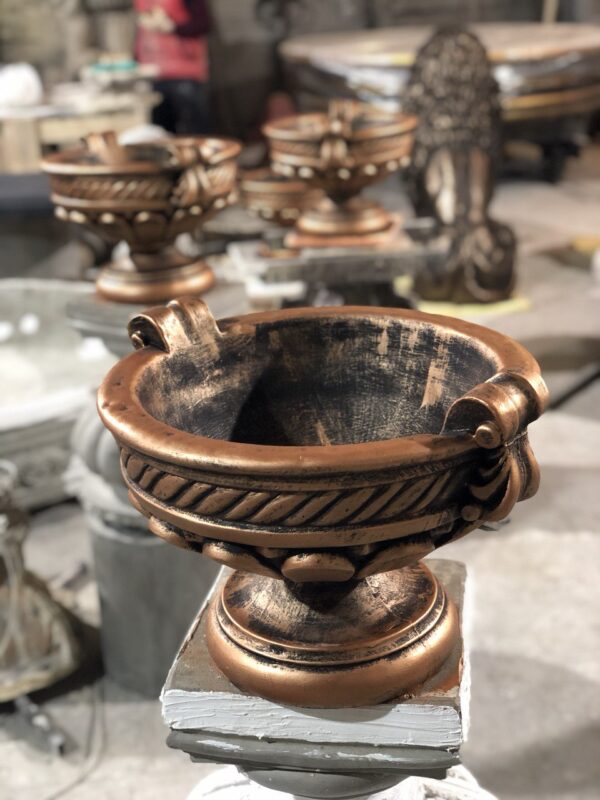 antichnaya vaza v bronze 2